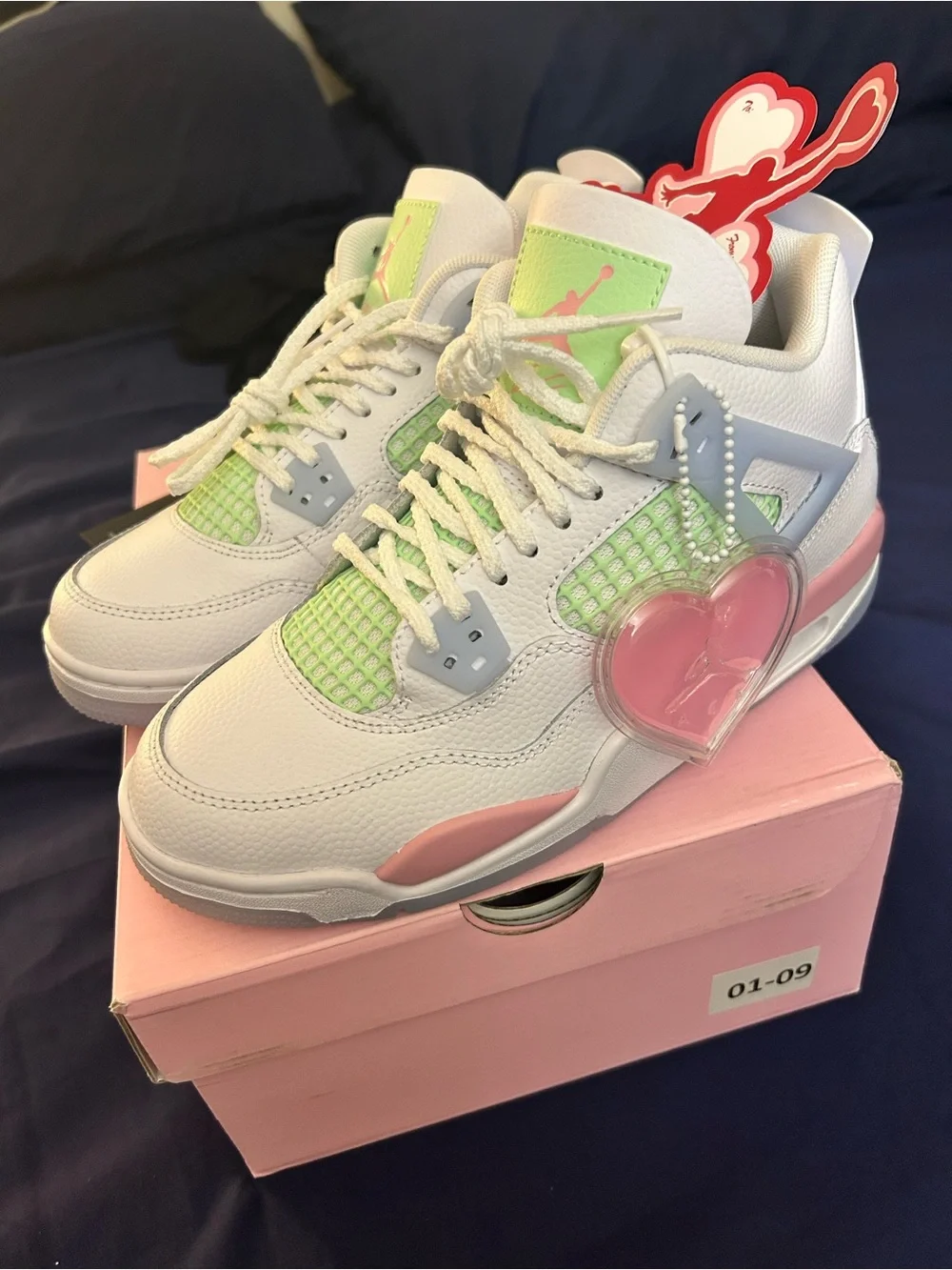 Jordan Kids' Retro Sneakers in White and Light Green